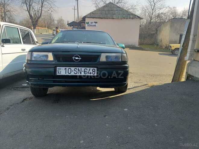 Opel Vectra 1995, 350,000 km - 1.8 л - Zaqatala
