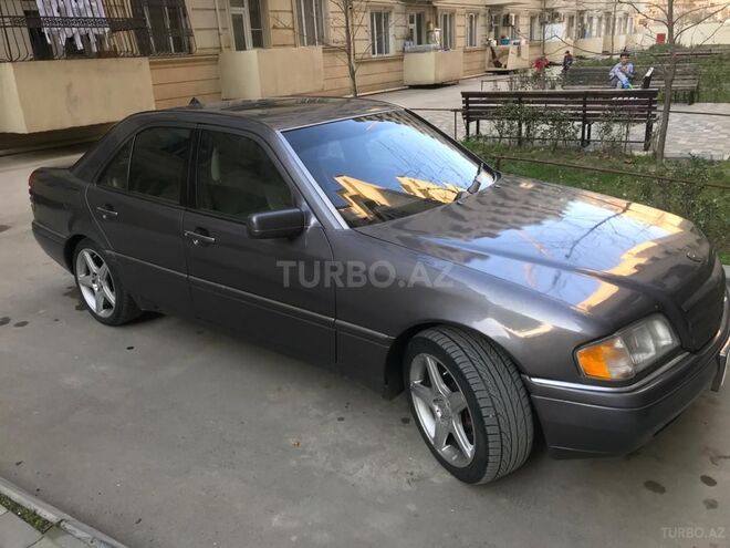 Mercedes C 230 1997, 300,000 km - 2.3 l - Bakı