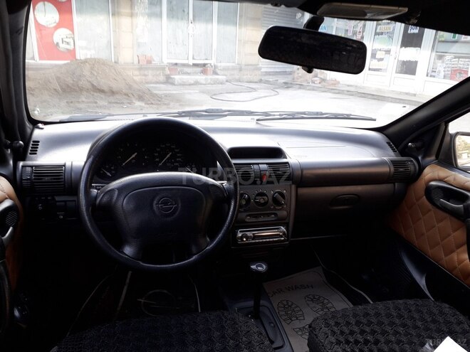 Opel Vita 1995, 199,600 km - 1.4 l - Bakı