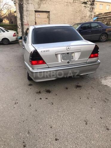 Mercedes C 230 1998, 240,000 km - 2.3 l - Bakı