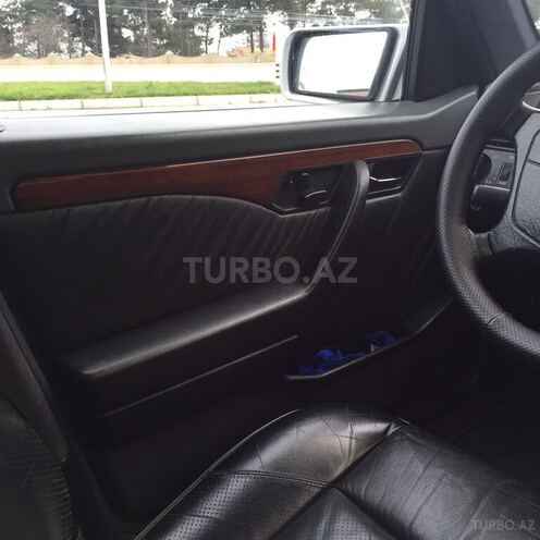 Mercedes C 220 1994, 242,700 km - 2.2 л - Bakı