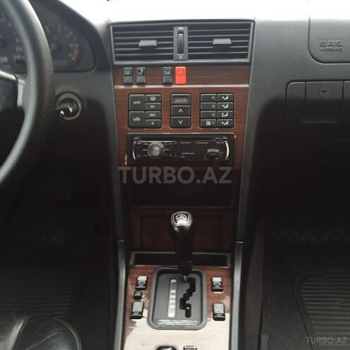 Mercedes C 220 1994, 242,700 km - 2.2 л - Bakı
