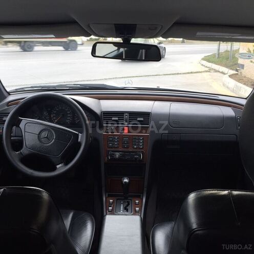 Mercedes C 220 1994, 242,700 km - 2.2 л - Bakı