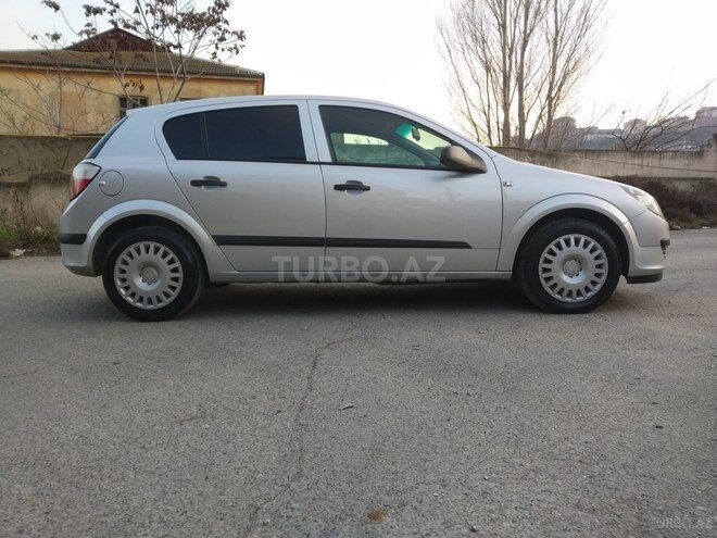 Opel Astra 2006, 212,000 km - 1.3 l - Bakı