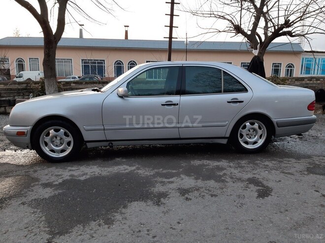Mercedes E 320 1998, 154,376 km - 3.2 l - Şəki