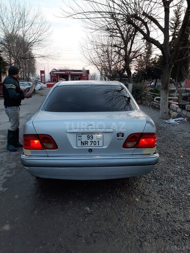 Mercedes E 320 1998, 154,376 km - 3.2 l - Şəki