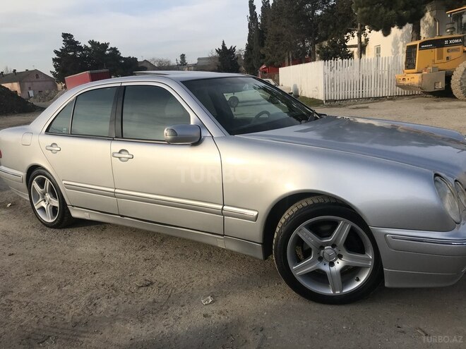 Mercedes E 320 2000, 270,000 km - 3.2 l - Bakı