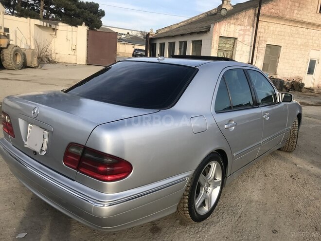 Mercedes E 320 2000, 270,000 km - 3.2 l - Bakı