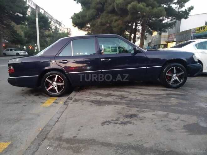 Mercedes E 220 1993, 385,000 km - 2.2 л - Bakı