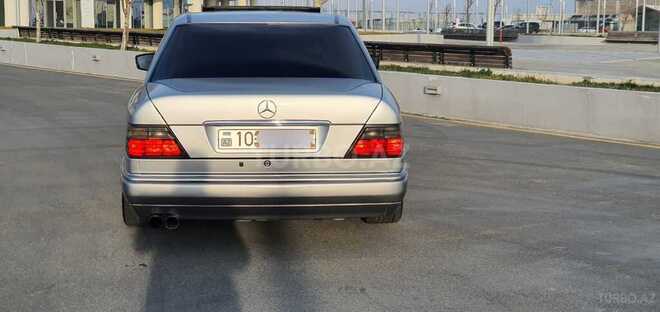 Mercedes E 200 1994, 367,440 km - 2.0 l - Bakı