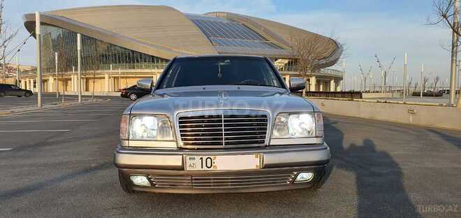 Mercedes E 200 1994, 367,440 km - 2.0 l - Bakı