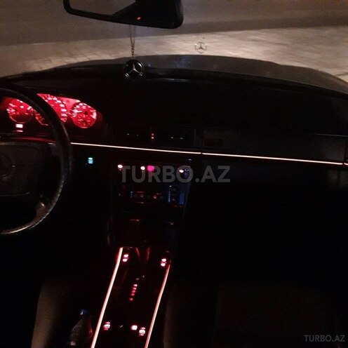 Mercedes E 200 1994, 367,440 km - 2.0 l - Bakı