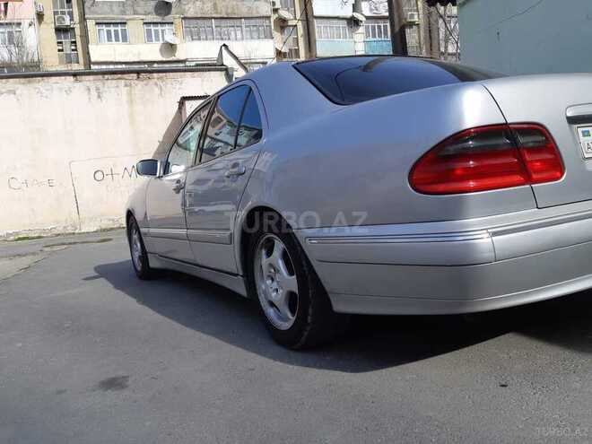 Mercedes E 280 2000, 256,000 km - 2.8 л - Sumqayıt
