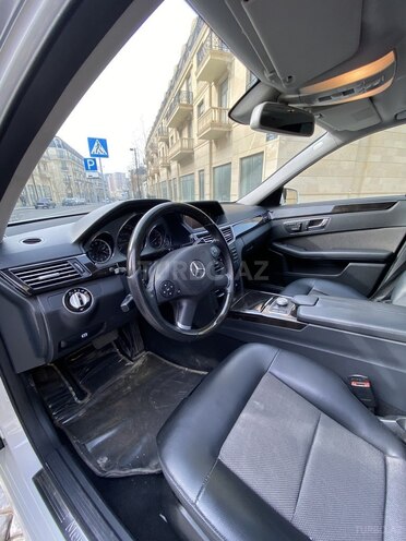 Mercedes E 300 2009, 135,000 km - 3.0 l - Bakı
