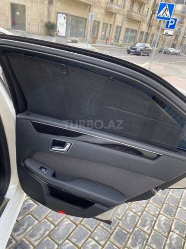Mercedes E 300 2009, 135,000 km - 3.0 l - Bakı