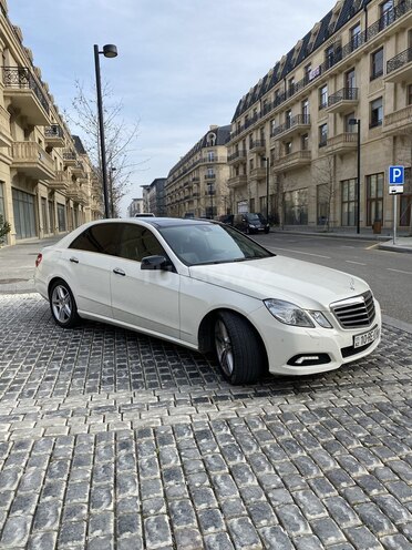 Mercedes E 300 2009, 135,000 km - 3.0 l - Bakı
