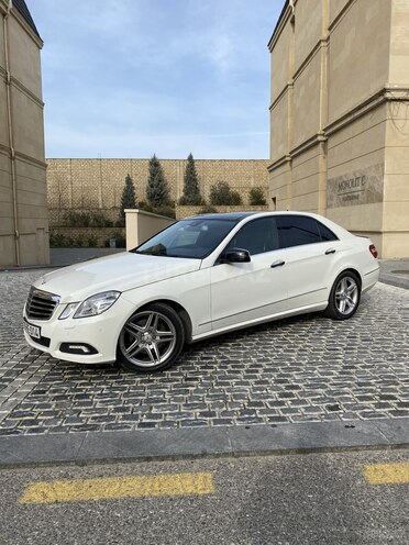 Mercedes E 300 2009, 135,000 km - 3.0 l - Bakı