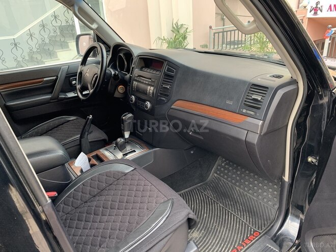 Mitsubishi Pajero 2008, 129,500 km - 3.0 l - Bakı