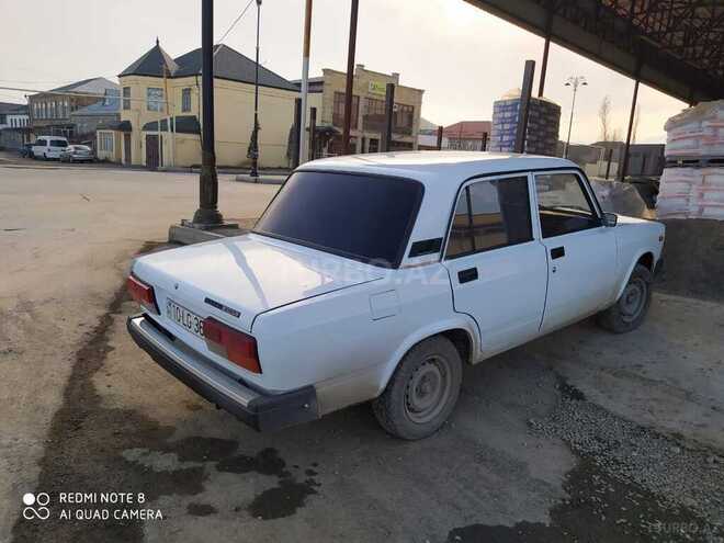 LADA (VAZ) 2107 2003, 100,000 km - 1.6 l - Quba