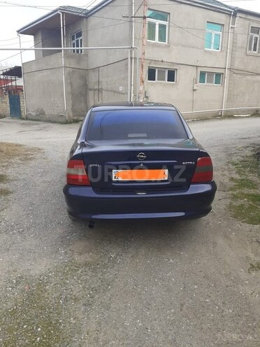 Opel Vectra 1997, 245,000 km - 1.6 л - Sumqayıt
