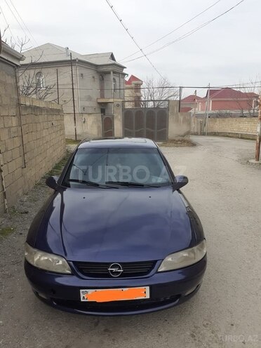 Opel Vectra 1997, 245,000 km - 1.6 л - Sumqayıt