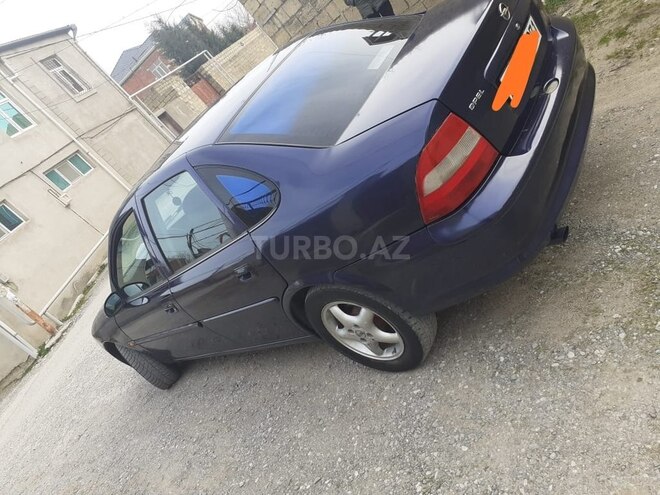 Opel Vectra 1997, 245,000 km - 1.6 л - Sumqayıt