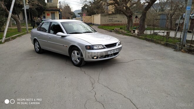 Opel Vectra 1999, 290,000 km - 1.8 l - Bakı