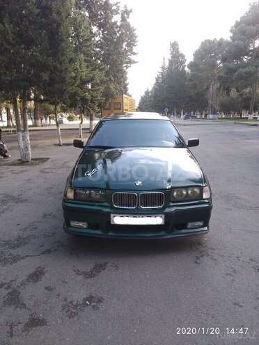 BMW 316 1992, 280,000 km - 1.6 l - Sumqayıt