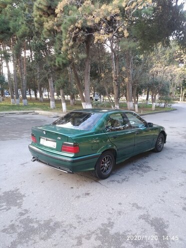 BMW 316 1992, 280,000 km - 1.6 l - Sumqayıt