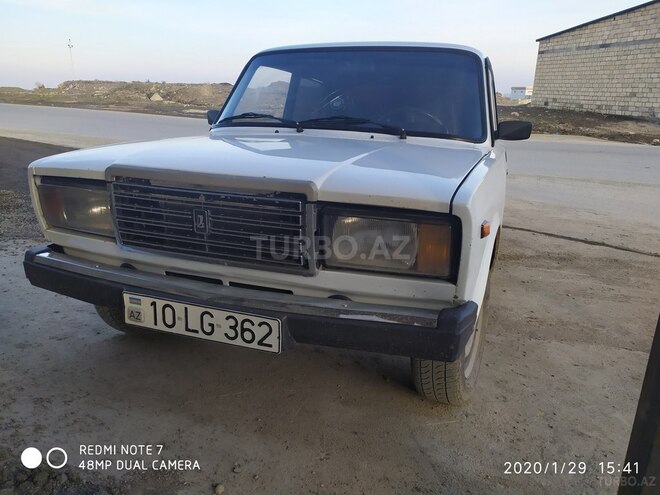 LADA (VAZ) 2107 2003, 100,000 km - 1.6 l - Quba