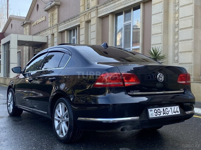 Volkswagen Passat 2014, 155,000 km - 1.8 l - Bakı