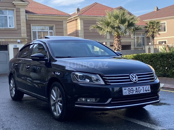 Volkswagen Passat 2014, 155,000 km - 1.8 l - Bakı