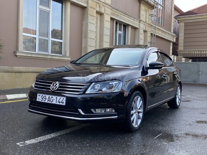 Volkswagen Passat 2014, 155,000 km - 1.8 l - Bakı
