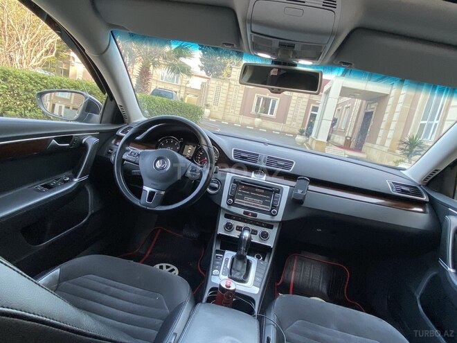 Volkswagen Passat 2014, 155,000 km - 1.8 l - Bakı