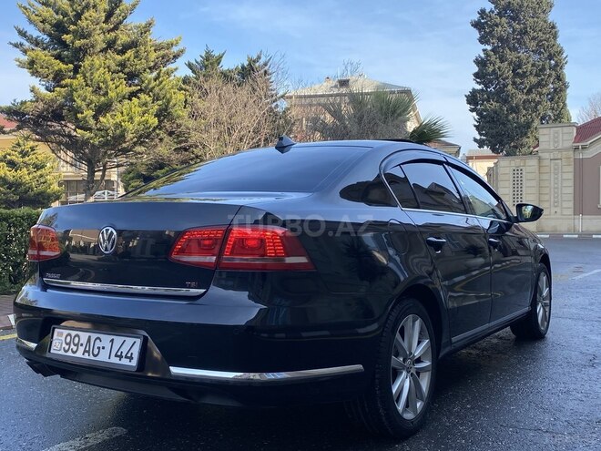 Volkswagen Passat 2014, 155,000 km - 1.8 l - Bakı