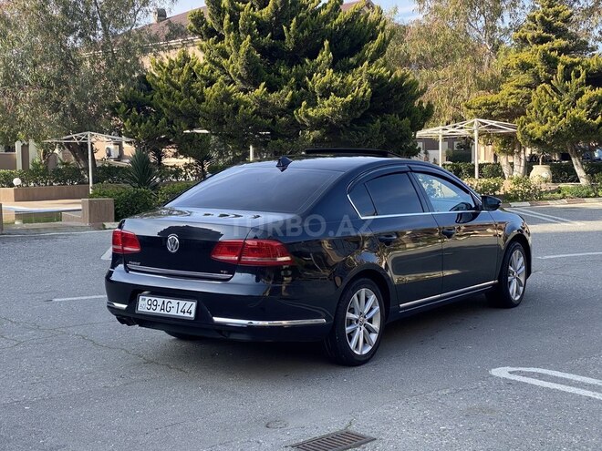 Volkswagen Passat 2014, 155,000 km - 1.8 l - Bakı