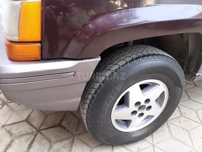 Jeep Grand Cherokee 1995, 265,000 km - 2.4 l - Gəncə