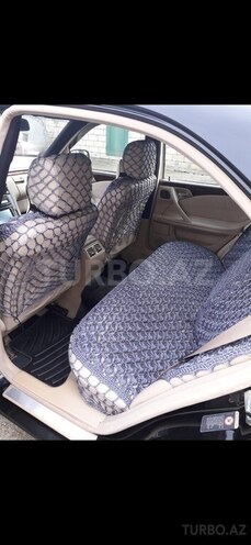 Mercedes E 320 2001, 185,709 km - 3.2 l - İmişli