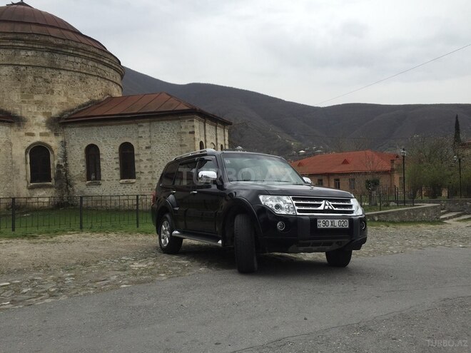 Mitsubishi Pajero 2010, 172,000 km - 3.5 l - Bakı