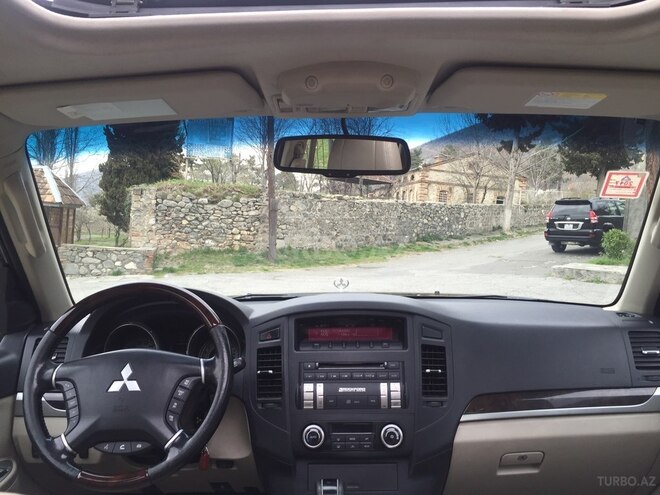 Mitsubishi Pajero 2011, 172,000 km - 3.5 l - Bakı