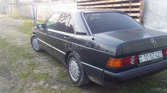 Mercedes 190 1990, 440,258 km - 0.2 л - Xudat
