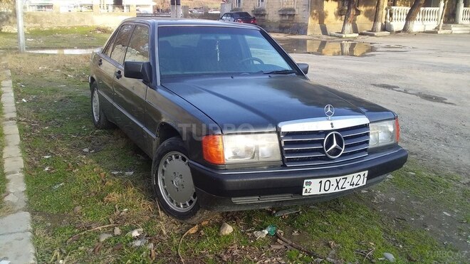 Mercedes 190 1990, 440,258 km - 0.2 л - Xudat