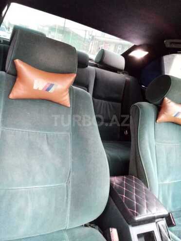 BMW 528 1996, 3,000,000 km - 2.6 l - Bakı