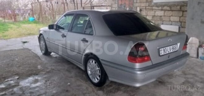 Mercedes C 220 1999, 370,000 km - 2.2 l - Biləsuvar