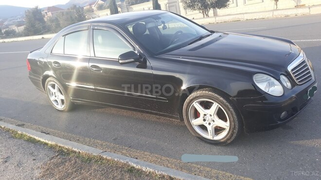 Mercedes E 220 2007, 265,000 km - 2.2 l - Bakı