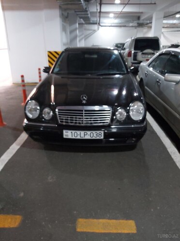 Mercedes E 240 1998, 180,600 km - 2.4 л - Bakı