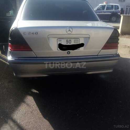 Mercedes C 240 1998, 305,000 km - 2.4 l - Quba