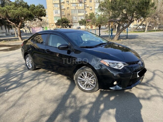 Toyota Corolla 2015, 65,000 km - 1.8 l - Bakı