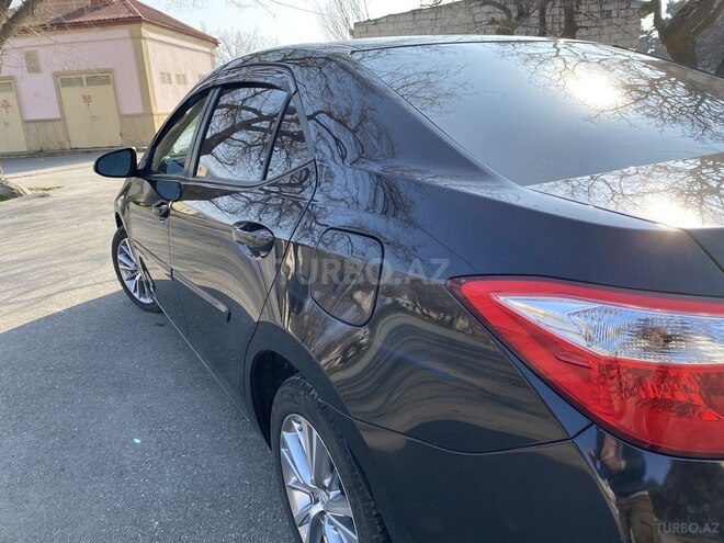 Toyota Corolla 2015, 65,000 km - 1.8 l - Bakı