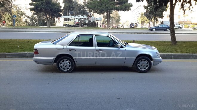 Mercedes E 200 1994, 530,000 km - 2.0 l - Bakı